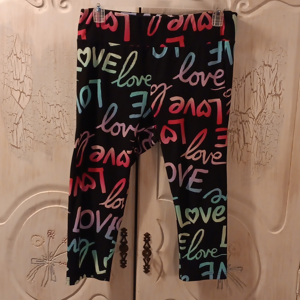 No Boundaries Colorful LOVE Leggings